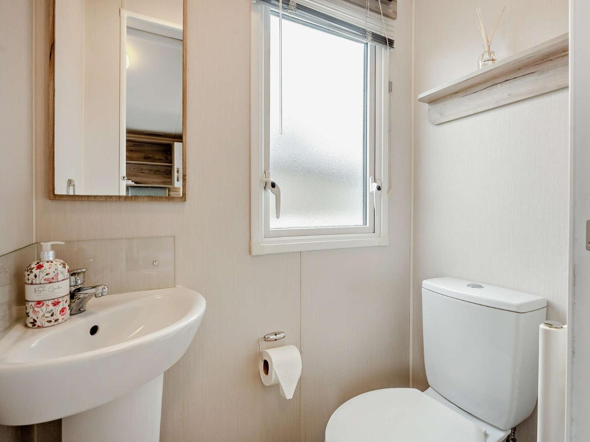 3 Bed In Ventnor 94278 Villa Rookley ภายนอก รูปภาพ